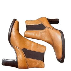 Cole Haan country pull on Leather Ankle Boots 6.5